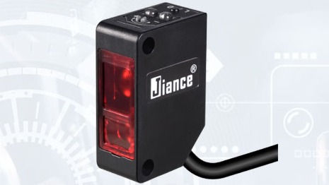 JIANCE 背景抑制光電開關(guān)JC-442可應(yīng)對高亮背景、黑白差值小